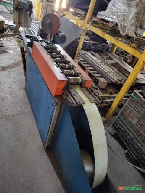 Perfiladeira com Policorte Imagem Perfiladeira com Policorte