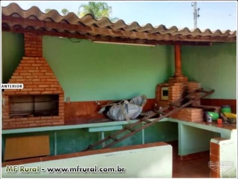 Casa em Paracatu-MG troco por gado de corte