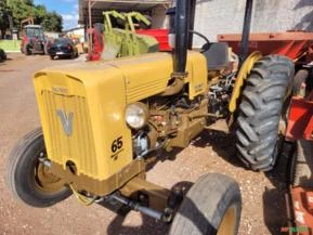 TRATOR VALMET 65ID