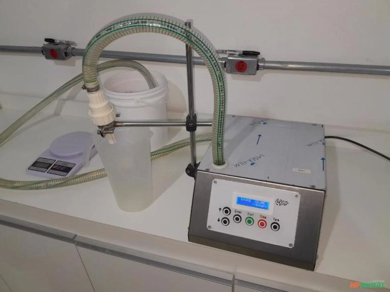 ENVASADORA DE PRECISAO PARA PASTOSOS E LIQUIDOS Imagem ENVASADORA DE PRECISAO PARA PASTOSOS E LIQUIDOS
