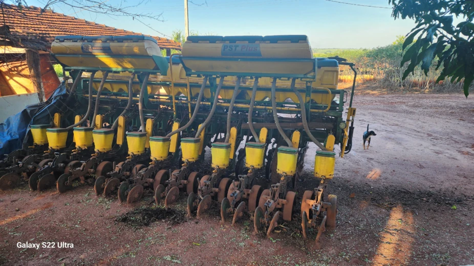 Plantadeira de Soja Tatu 11 linhas Imagem Plantadeira de Soja Tatu 11 linhas