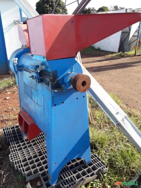 Imagem Debulhador de Milho, elétrico, marca Vencedor Imagem Debulhador de Milho, elétrico, marca Vencedor