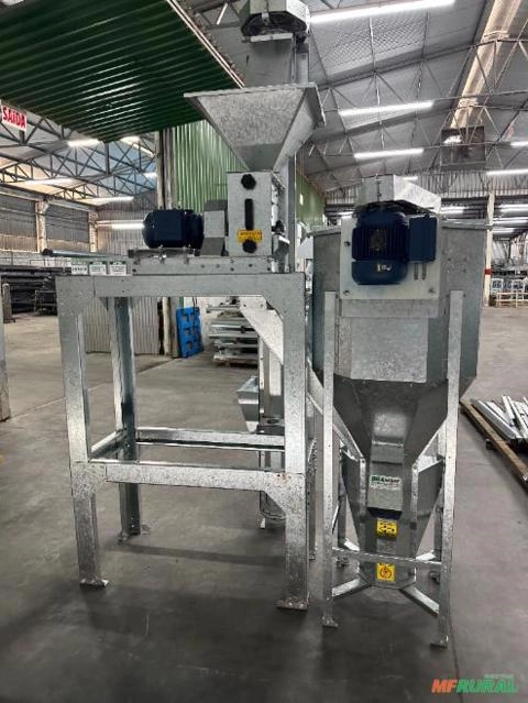 Imagem Mini Fábrica de Ração Compacta JR Imagem Mini Fábrica de Ração Compacta JR