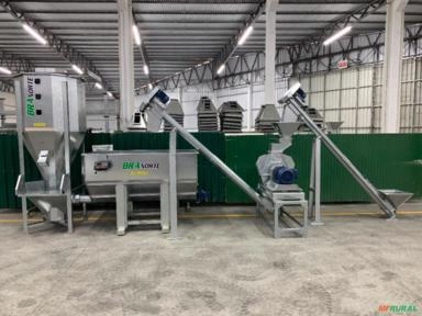 Fábrica de Ração Compacta 02 - 2.000 kg/h Imagem Fábrica de Ração Compacta 02 - 2.000 kg/h