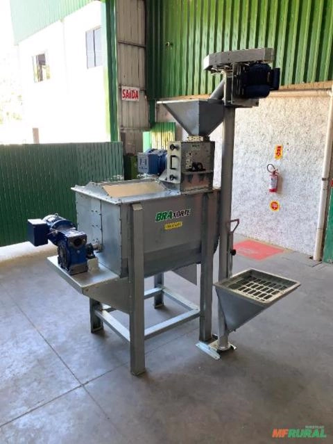 Imagem Fábrica de Ração Master 01 - 750kg/h Imagem Fábrica de Ração Master 01 - 750kg/h