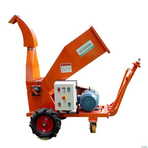 Triturador de Galhos Elétrico para sítios - BIO130E 10cv - Motorização: Elétrico Trifásico Voltagem: 220/trifásico Imagem Triturador de Galhos Elétrico para sítios - BIO130E 10cv - Motorização: Elétrico Trifásico Voltagem: 220/trifásico