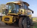 COLHEITADEIRA CR 9060 - NEW HOLLAND Imagem COLHEITADEIRA CR 9060 - NEW HOLLAND