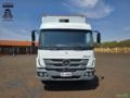 Caminhão Mercedes Benz (MB) 1719 ano 2020 toco Baú Oficina com apenas 35.000 km originais. Imagem Caminhão Mercedes Benz (MB) 1719 ano 2020 toco Baú Oficina com apenas 35.000 km originais.