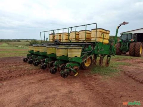 Plantadeira John Deere 9213 a vácuo Imagem Plantadeira John Deere 9213 a vácuo