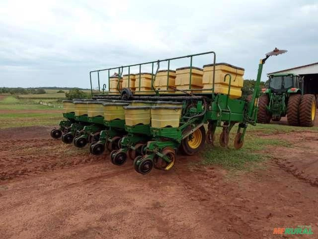 Plantadeira John Deere 9213 a vácuo Imagem Plantadeira John Deere 9213 a vácuo