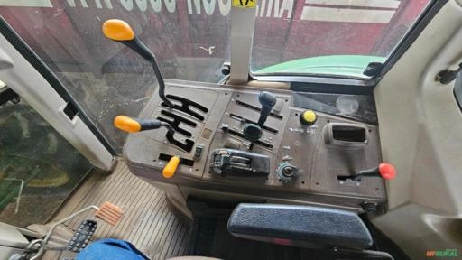 Imagem Trator John Deere 6100J 2017  – Potência, Confiabilidade e Alto Desempenho! Imagem Trator John Deere 6100J 2017  – Potência, Confiabilidade e Alto Desempenho!