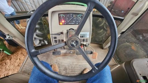 Imagem Trator John Deere 6100J 2017  – Potência, Confiabilidade e Alto Desempenho! Imagem Trator John Deere 6100J 2017  – Potência, Confiabilidade e Alto Desempenho!