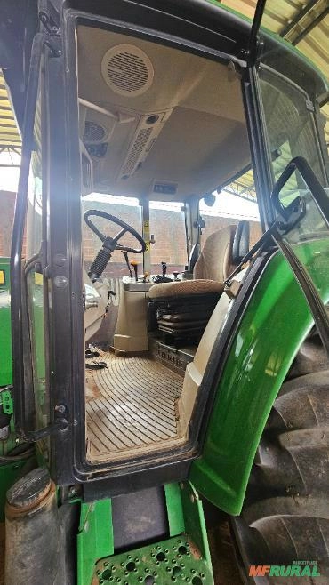 Imagem Trator John Deere 6100J 2017  – Potência, Confiabilidade e Alto Desempenho! Imagem Trator John Deere 6100J 2017  – Potência, Confiabilidade e Alto Desempenho!