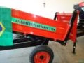 CARRETA AGRICOLA BASCULANTE COM PISTÃO NOVA DE 2 TONELADAS Imagem CARRETA AGRICOLA BASCULANTE COM PISTÃO NOVA DE 2 TONELADAS