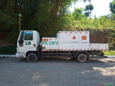 Caminhão Comboio (tanque, graxa, água, ar etc) Imagem Caminhão Comboio (tanque, graxa, água, ar etc)