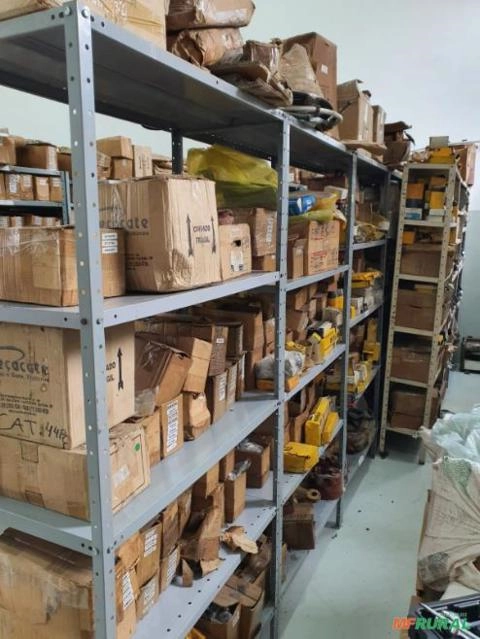 VENDO UM LOTE DE PECAS CATERPILLAR LINHA AMARELA. COM MAIS DE 113.000 PECAS 11.000 ITENS Imagem VENDO UM LOTE DE PECAS CATERPILLAR LINHA AMARELA. COM MAIS DE 113.000 PECAS 11.000 ITENS