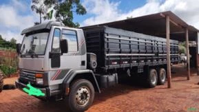 Caminhão FORD CARGO 2218 ano 89