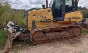 Trator de Esteira New Holland D140B ano 2015