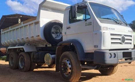 Imagem Caminhão VOLKSWAGEM 26-220 6x4 WORKER ANO 2007/08 Imagem Caminhão VOLKSWAGEM 26-220 6x4 WORKER ANO 2007/08