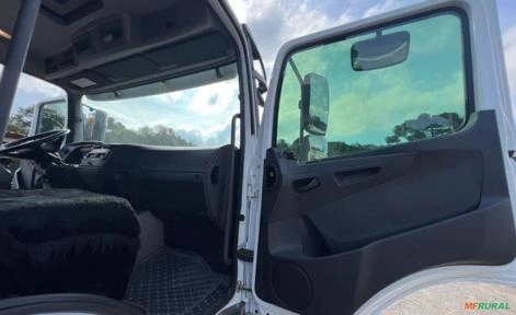 Imagem MERCEDES BENZ MB3131 6X4 ANO 2022 SEMI NOVO - IMPECÁVEL Imagem MERCEDES BENZ MB3131 6X4 ANO 2022 SEMI NOVO - IMPECÁVEL