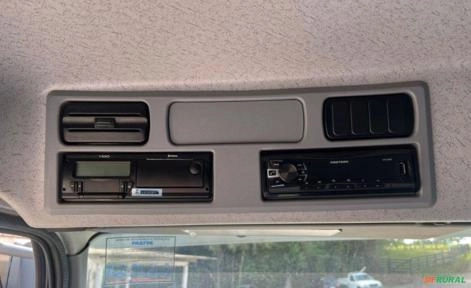 Imagem MERCEDES BENZ MB3131 6X4 ANO 2022 SEMI NOVO - IMPECÁVEL Imagem MERCEDES BENZ MB3131 6X4 ANO 2022 SEMI NOVO - IMPECÁVEL