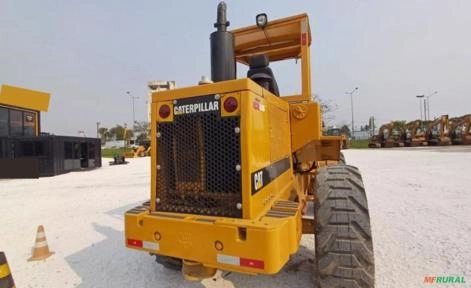 Imagem PÁ CARREGADEIRA CATERPILLAR 930T ANO 1994 Imagem PÁ CARREGADEIRA CATERPILLAR 930T ANO 1994