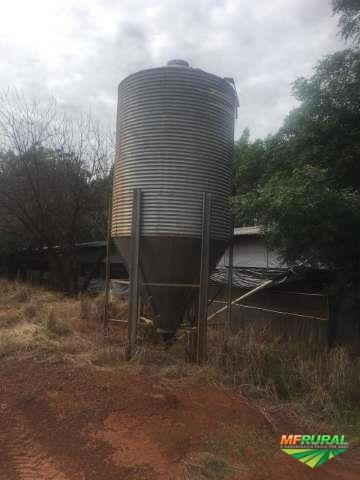 Imagem Equipamentos granja de frango Imagem Equipamentos granja de frango