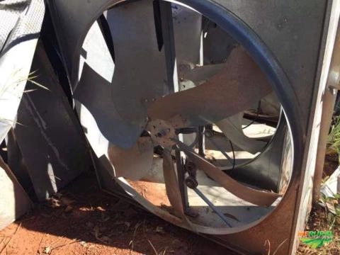 Imagem Equipamentos granja de frango Imagem Equipamentos granja de frango