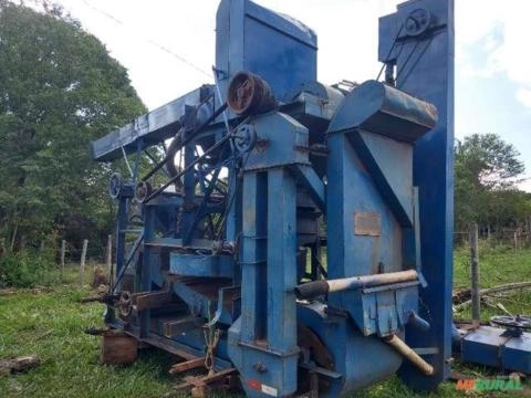 Máquina de beneficiar café Imagem Máquina de beneficiar café