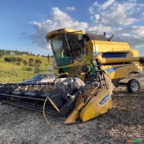 New Holland Colheitadeira TC 5070 2015 2015 Imagem New Holland Colheitadeira TC 5070 2015 2015