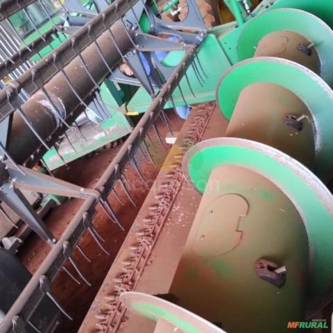 Imagem Colheitadeira John Deere S440 Imagem Colheitadeira John Deere S440