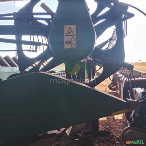 Imagem Colheitadeira John Deere S440 Imagem Colheitadeira John Deere S440