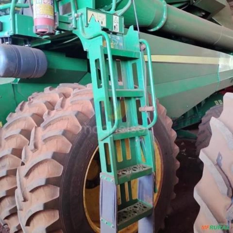 Imagem Colheitadeira John Deere S440 Imagem Colheitadeira John Deere S440
