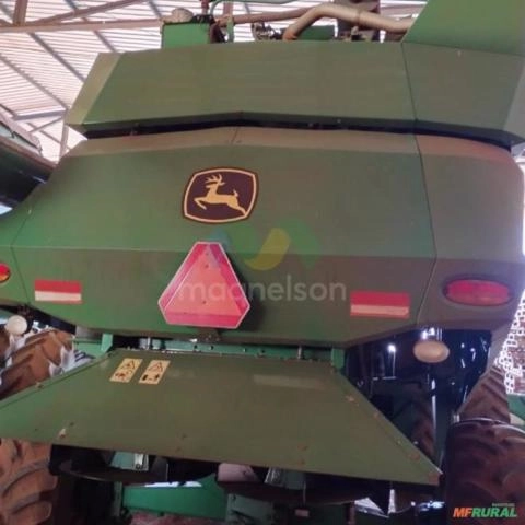 Imagem Colheitadeira John Deere S440 Imagem Colheitadeira John Deere S440