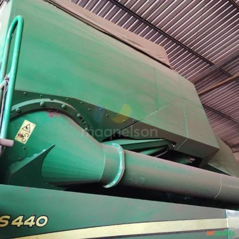 Imagem Colheitadeira John Deere S440 Imagem Colheitadeira John Deere S440
