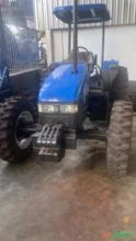 Trator New Holland TL 85 E 4x4 ano 10