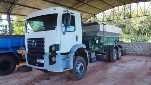 Caminhão Volks volkswagen 31320 Distribuidor de calcario Stara Hércules 24000 Imagem Caminhão Volks volkswagen 31320 Distribuidor de calcario Stara Hércules 24000