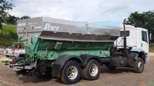 Imagem Caminhão Volks volkswagen 31320 Distribuidor de calcario Stara Hércules 24000 Imagem Caminhão Volks volkswagen 31320 Distribuidor de calcario Stara Hércules 24000