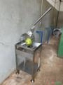 Máquina Manual Para Cortar Coco Verde E Seco - Profissional Imagem Máquina Manual Para Cortar Coco Verde E Seco - Profissional