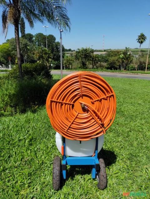 Imagem Pulverizador 200 litros com bomba de pistões e motor Imagem Pulverizador 200 litros com bomba de pistões e motor