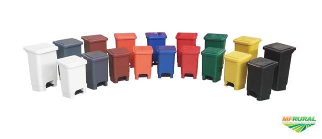 Lixeiras e containers de lixo