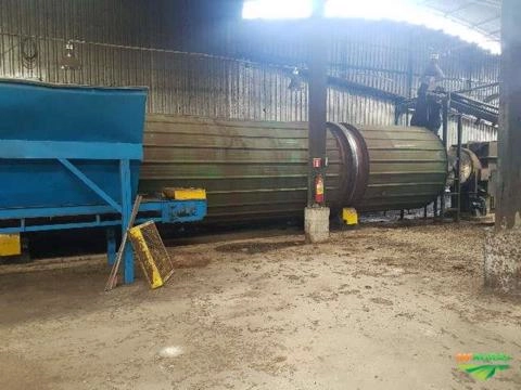 Secador de Biomassa com Fornalha Imagem Secador de Biomassa com Fornalha