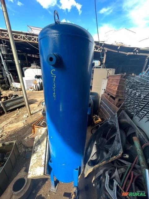TANQUE PULMÃO CILINDRO COMPRESSOR 300 L NR13 C7319 Imagem TANQUE PULMÃO CILINDRO COMPRESSOR 300 L NR13 C7319