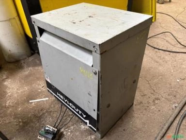 TRANSFORMADOR A SECO 220/380 15 KVA C8103 Imagem TRANSFORMADOR A SECO 220/380 15 KVA C8103