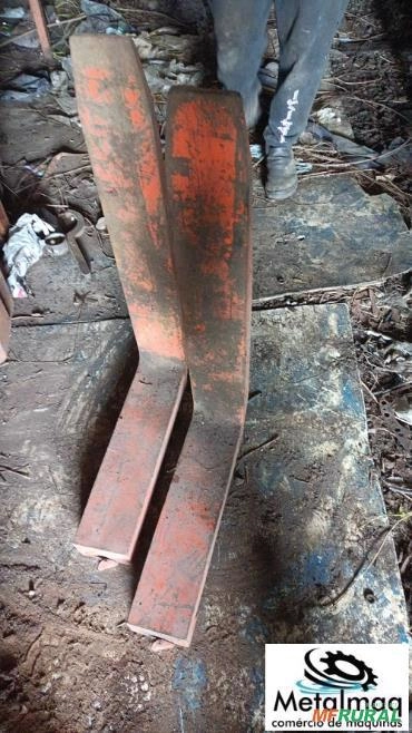 Garfos De Empilhadeira 2,5 ton 1200mm x 33mm - C6858 Imagem Garfos De Empilhadeira 2,5 ton 1200mm x 33mm - C6858