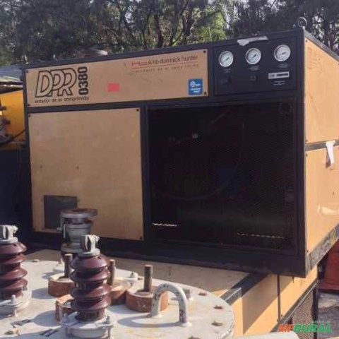 Secador de Ar Compressor Parafuso 700 pcm 150 Hp Revisado - C683 Imagem Secador de Ar Compressor Parafuso 700 pcm 150 Hp Revisado - C683