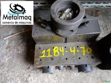 Cabeçote De Extrusora Sopradora Quadruplo 4x70mm- C1184 Imagem Cabeçote De Extrusora Sopradora Quadruplo 4x70mm- C1184