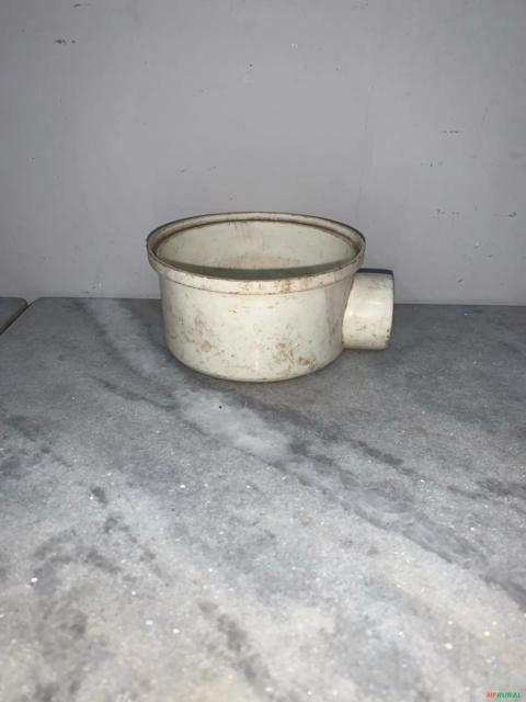 Imagem CORPO RALO REDONDO SAÍDA LATERAL ESGOTO 90x35MM  C/10 UN - C4005 Imagem CORPO RALO REDONDO SAÍDA LATERAL ESGOTO 90x35MM  C/10 UN - C4005