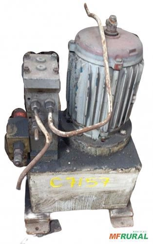 UNIDADE HIDRÁULICA 3cv - C7157 Imagem UNIDADE HIDRÁULICA 3cv - C7157