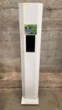SUPORTE TOTEM DISPENSADOR DE ÁLCOOL EM GEL C7260 Imagem SUPORTE TOTEM DISPENSADOR DE ÁLCOOL EM GEL C7260